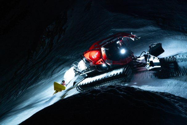 Intervention d'une dameuse